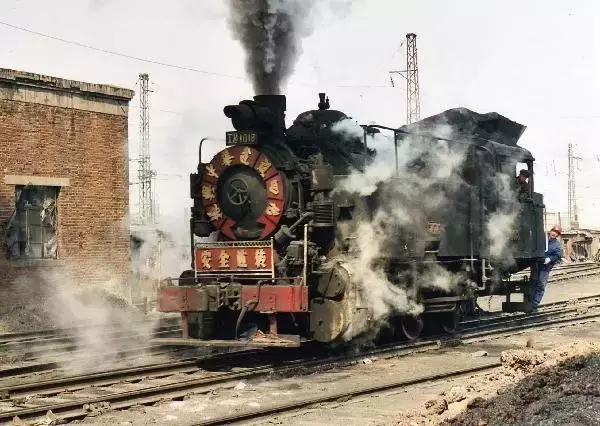 中国铁路机车发展史（三）